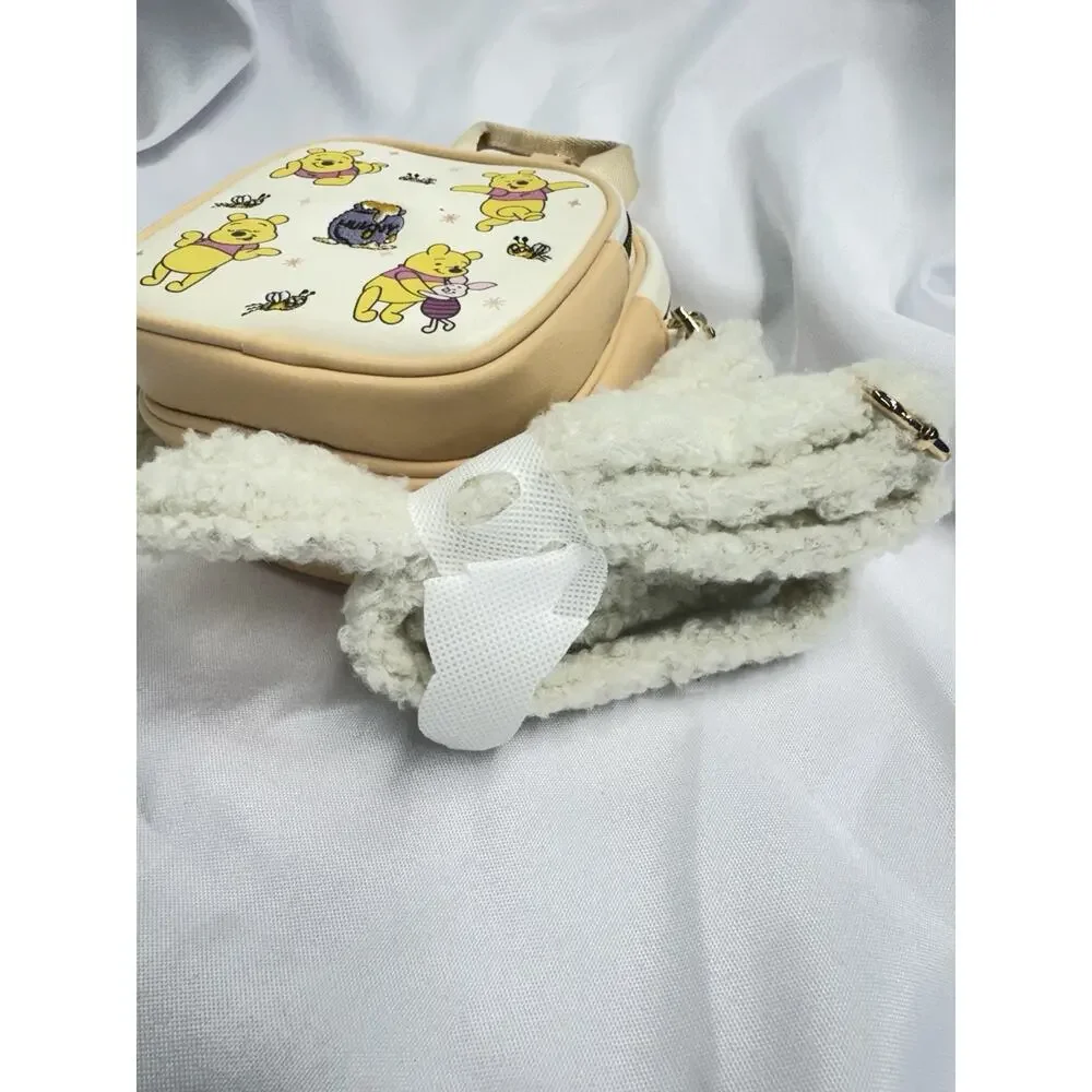 Disney Winnie The Pooh Piglet Spring Crossbody Bag NWT - Picture 9 of 10